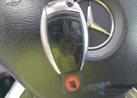 2008 Mercedes-Benz Ml 320 Cdi 4Matic z USA, uszkodzony, nr VIN 4JGBB22EX8A360434